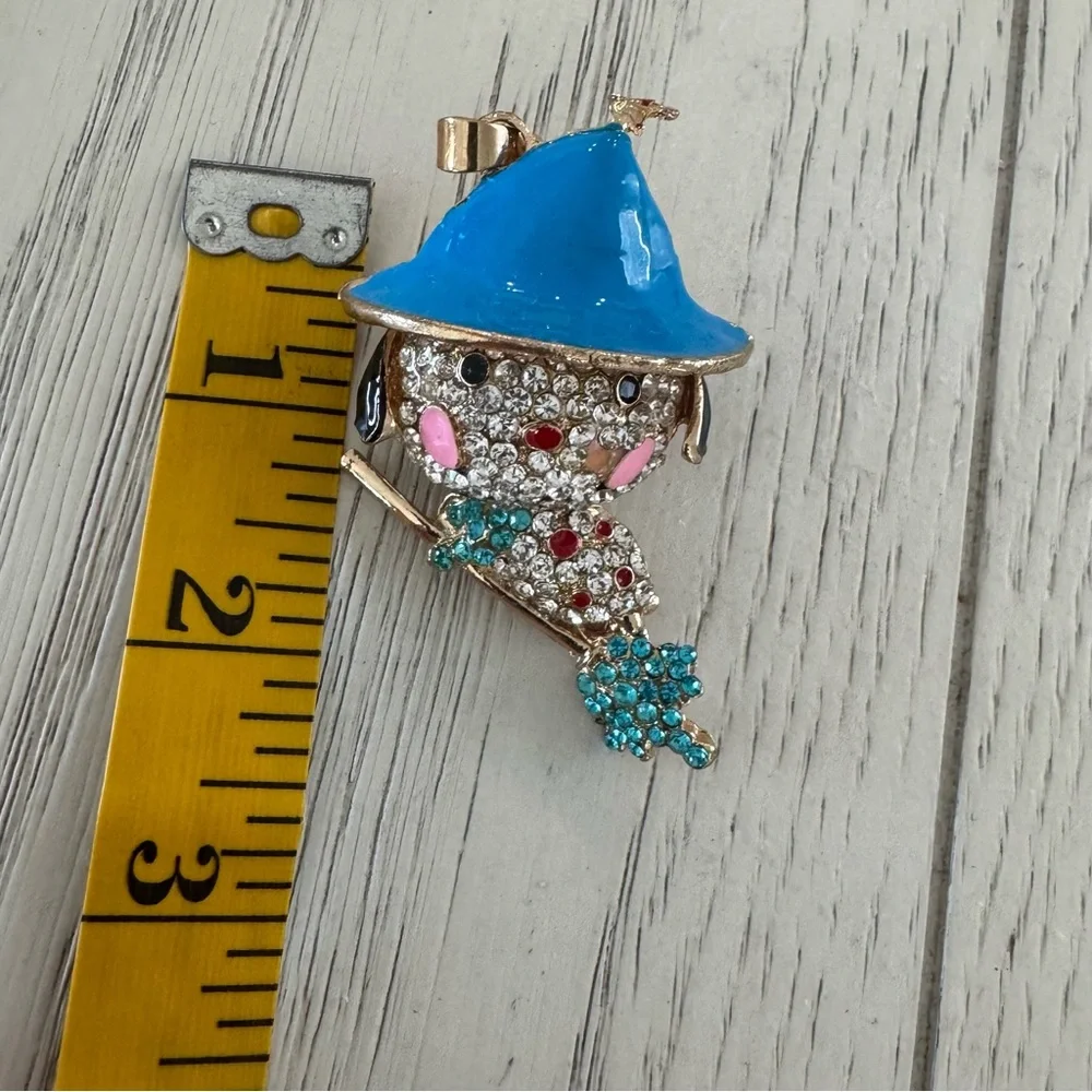 Sparkling Wizard Pendant
